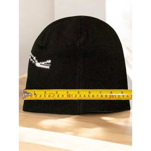 New Arcteryx Bird Head Black Toque Beanie Hat Knit Winter Hat Acrylic One Size - Picture 3 of 8